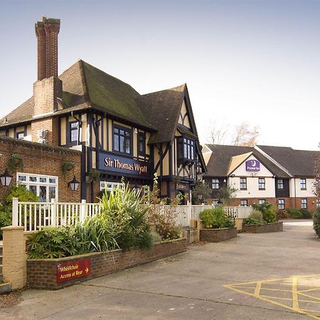 Premier Inn メードストン エクステリア 写真